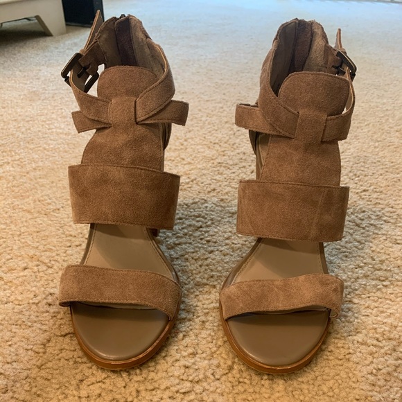 hinge Shoes - Hinge Heels